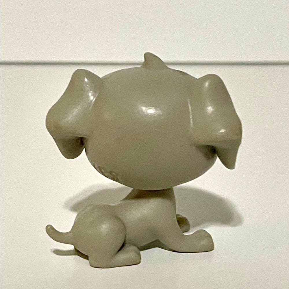 Littlest‎ Pet Shop LPS 1-107 Bill Weimaran Silver Gray Weimaraner - Picture 2 of 3